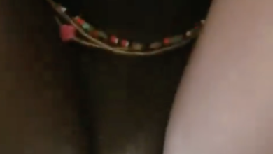 Play with her pussy first