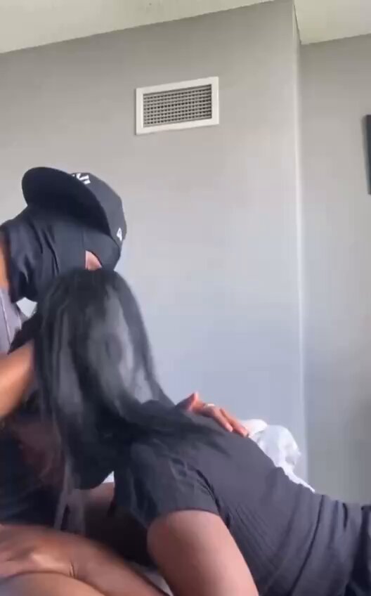 Horny ebony slut deep throating