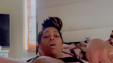 Playing with her clit