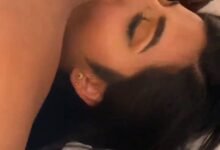 Tongue fuck her pussy