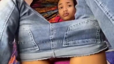 Pants down and fuck a dildo