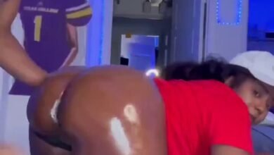 Insert your dick in her