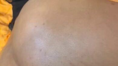 Slide your dick on the side