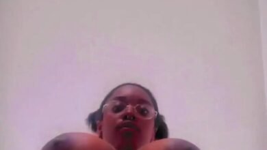 Look at my hairy pussy