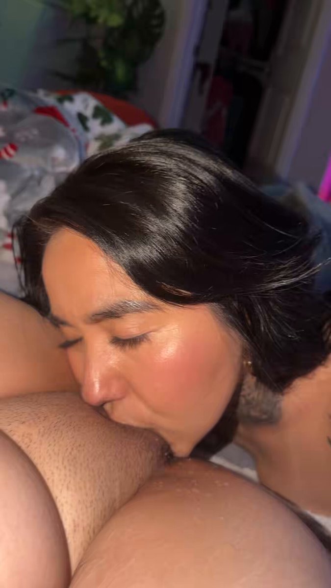 Lick that big pussy