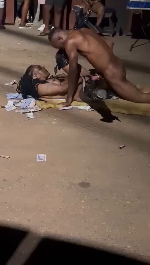 Street concert turned in to a fuck
