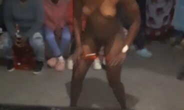 Young Zodwa Mazingelele takes off her panties