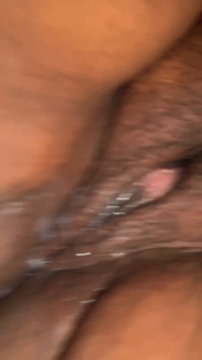 Look at this creamy mature pussy