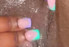 Play and rub her clitoris